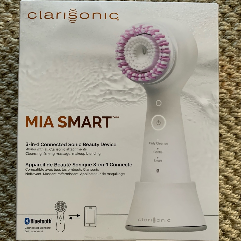 Beauty Tool by Clarisonic.